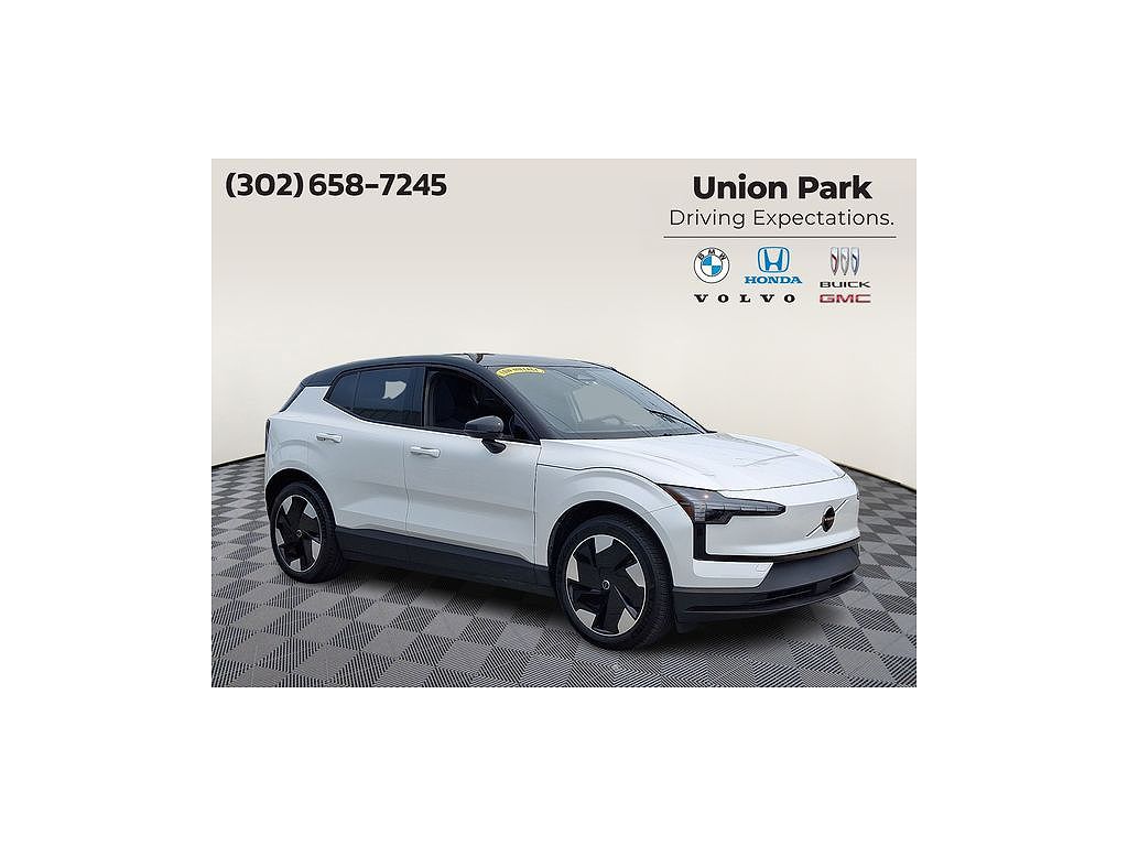 2025 Volvo EX30 Plus