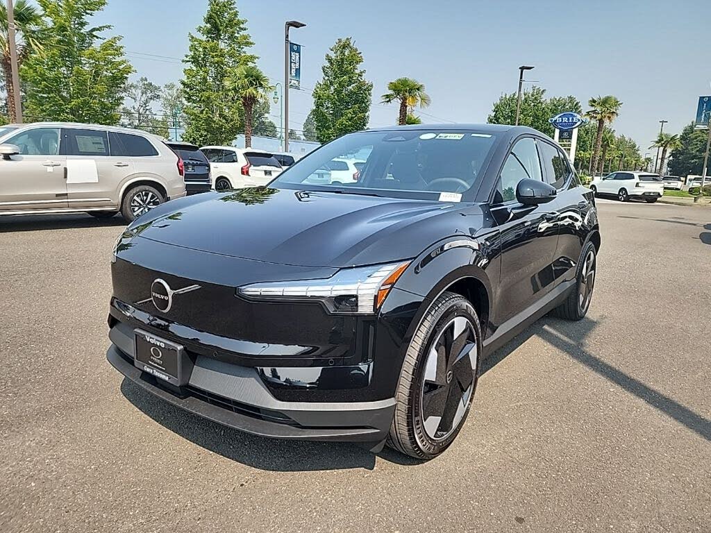 2026 Volvo EX30 Twin Motor Performance Plus