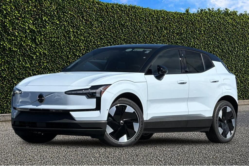 2026 Volvo EX30 Twin Motor Performance Ultra