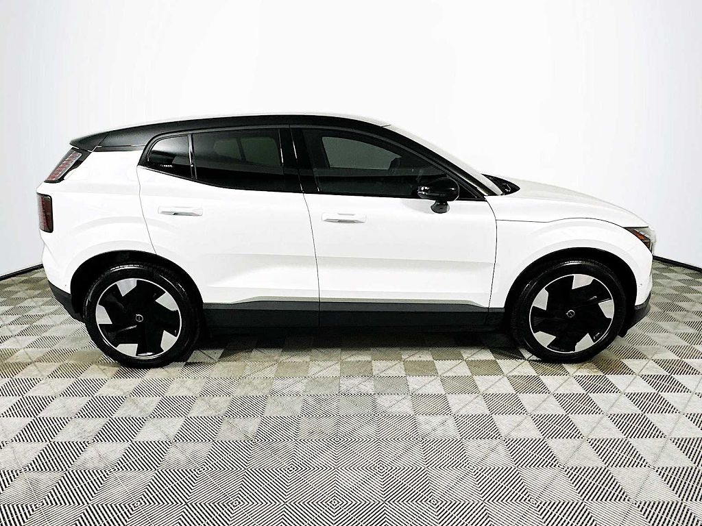 2025 Volvo EX30 Twin Motor Performance Ultra