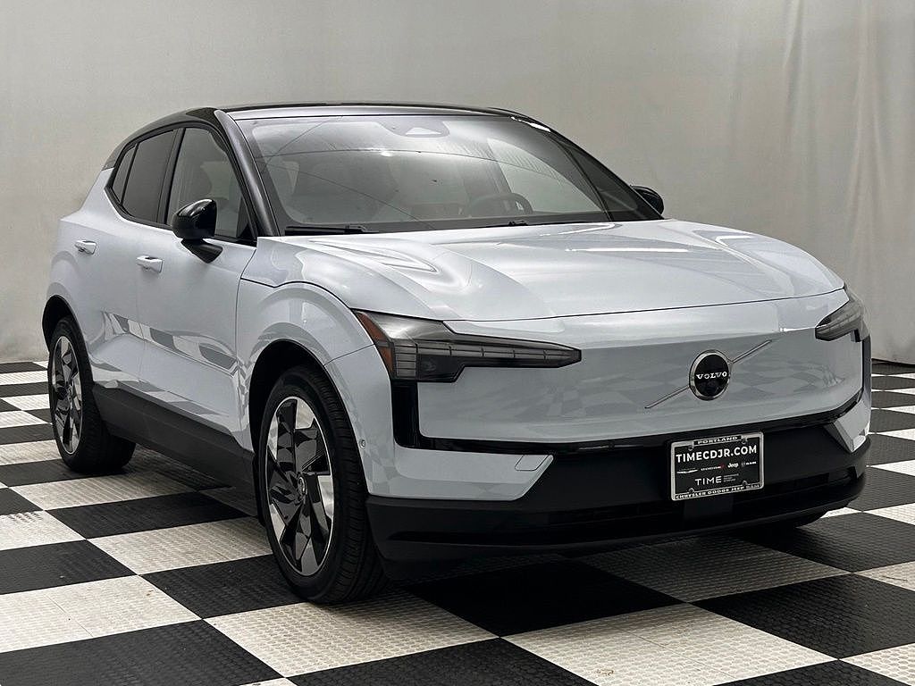 2025 Volvo EX30 Twin Motor Performance Ultra