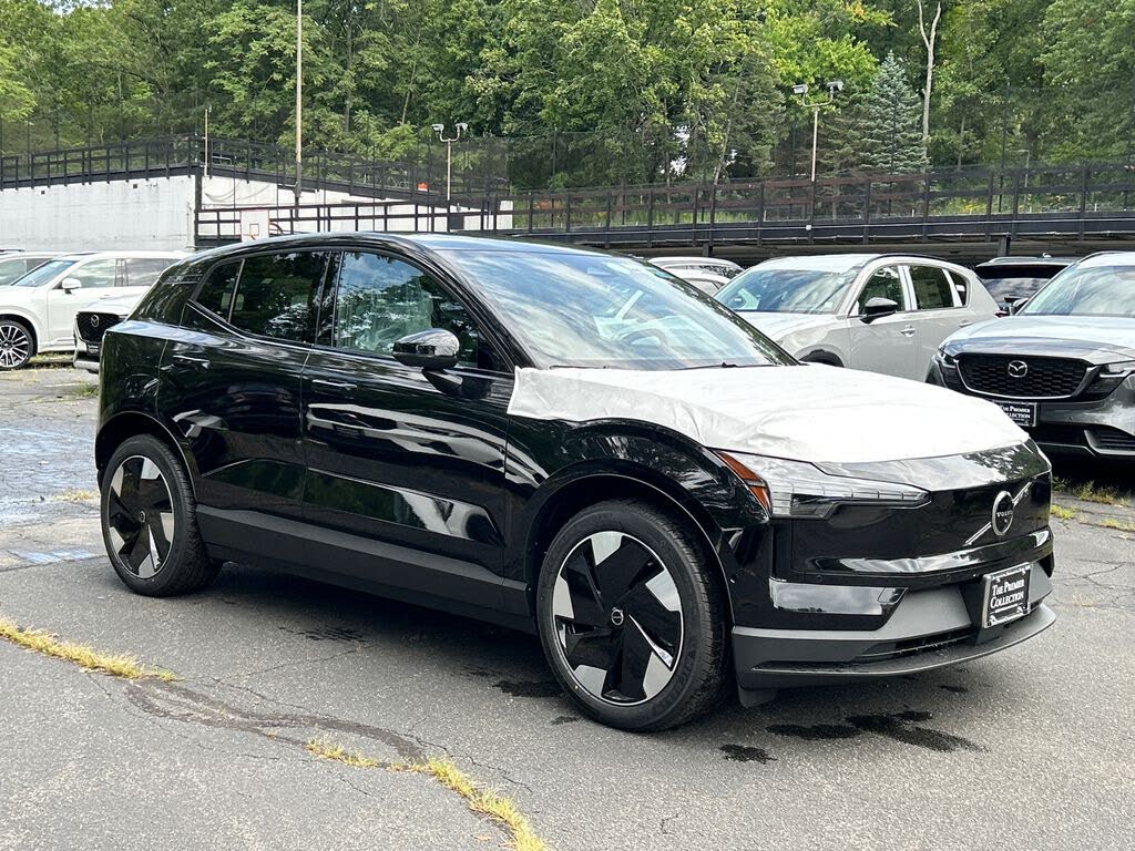 2026 Volvo EX30 Twin Motor Performance Ultra