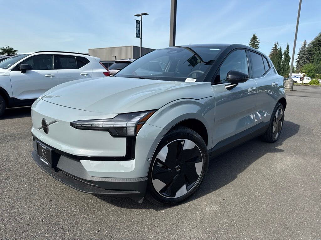 2026 Volvo EX30 Twin Motor Performance Ultra