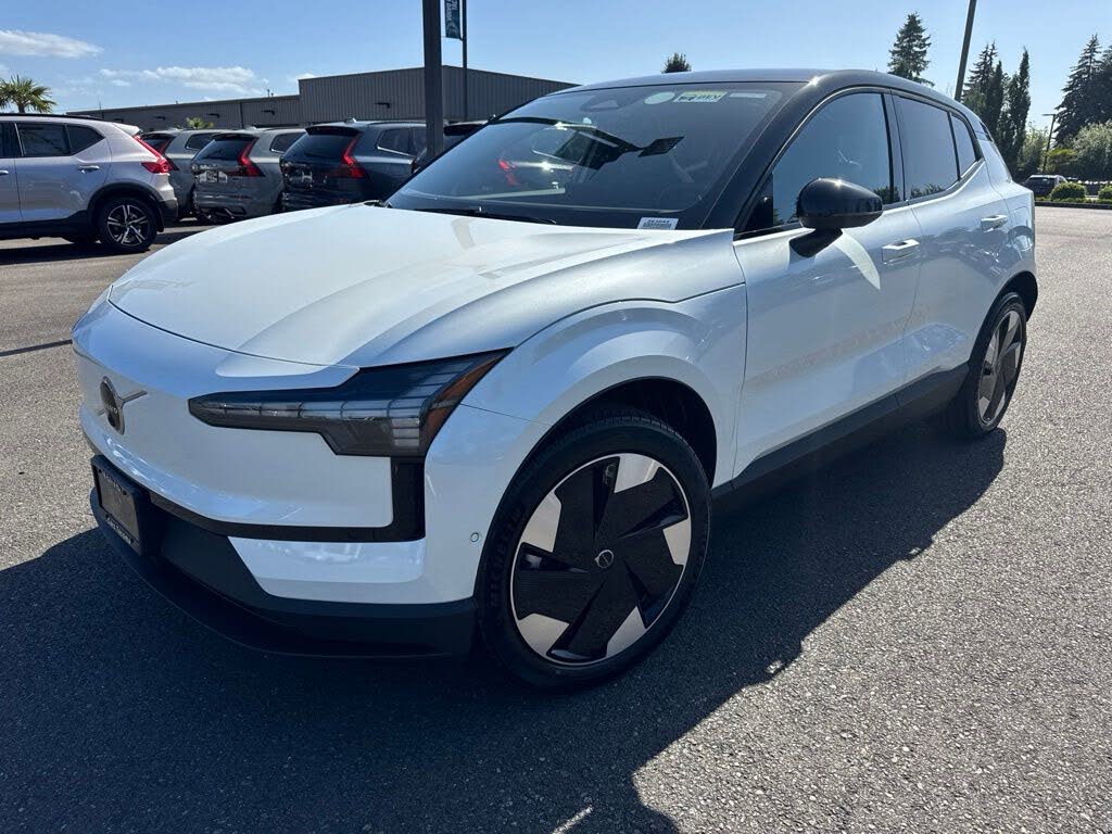 2026 Volvo EX30 Twin Motor Performance Ultra