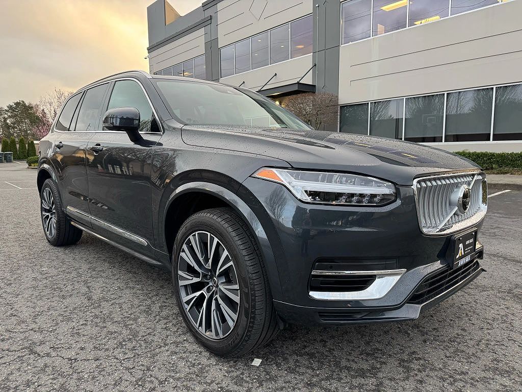 2022 Volvo XC90 Recharge Plug-In Hybrid T8 Inscription Expression Extended Range