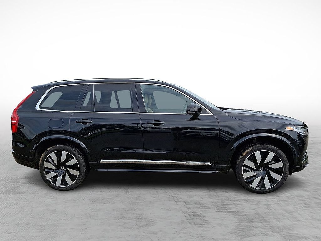 2023 Volvo XC90 Recharge Plug-In Hybrid Ultimate AWD
