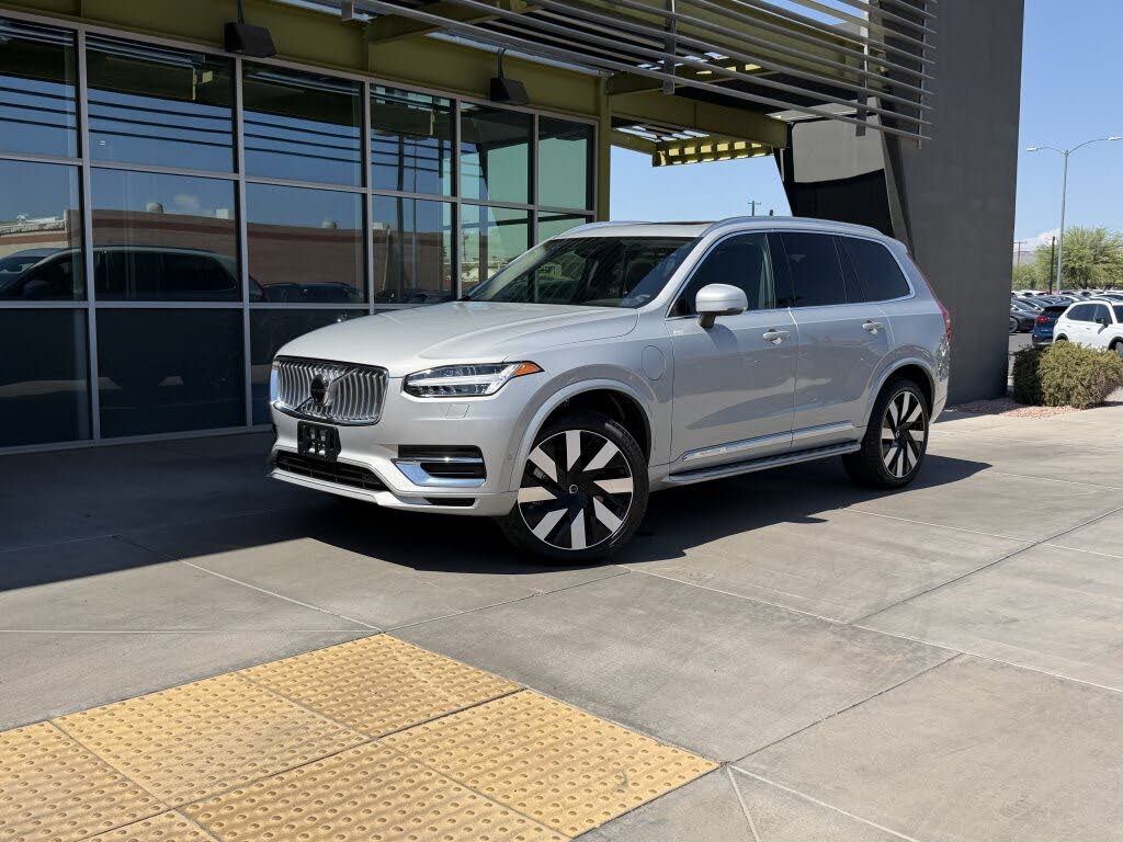 2024 Volvo XC90 Recharge T8 Plus