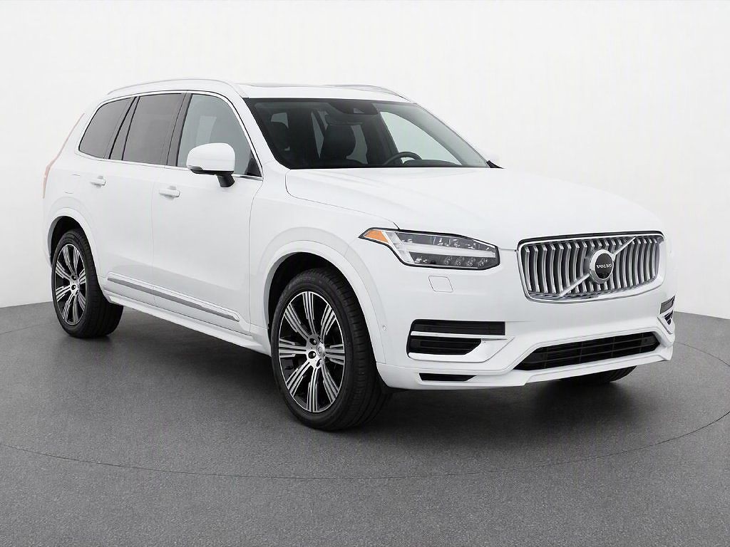 2024 Volvo XC90 plug-in hybrid T8 Plus Bright 7-Seater