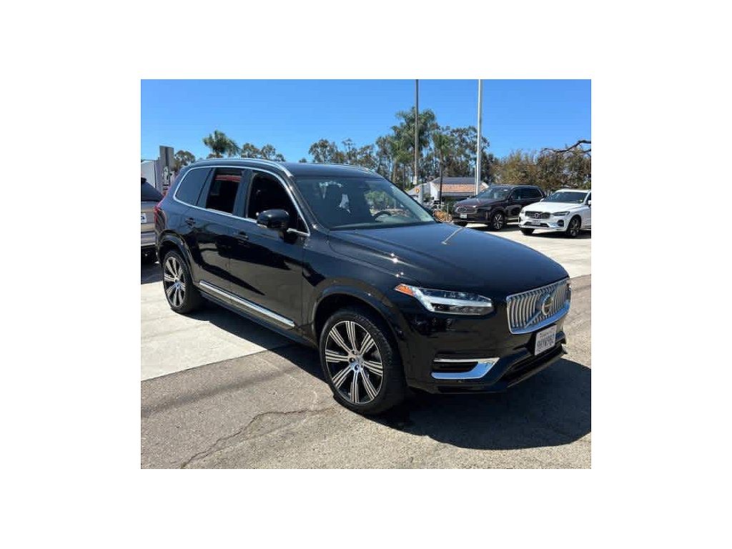 2024 Volvo XC90 plug-in hybrid T8 Plus Bright 7-Seater