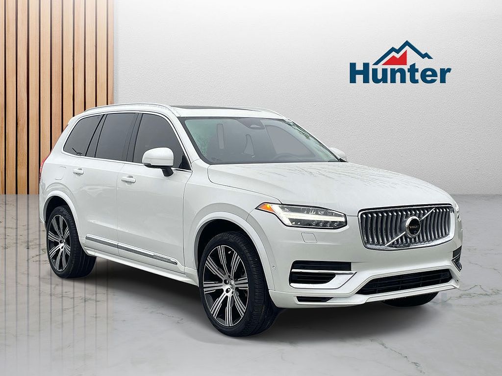 2024 Volvo XC90 Ultimate Bright Theme