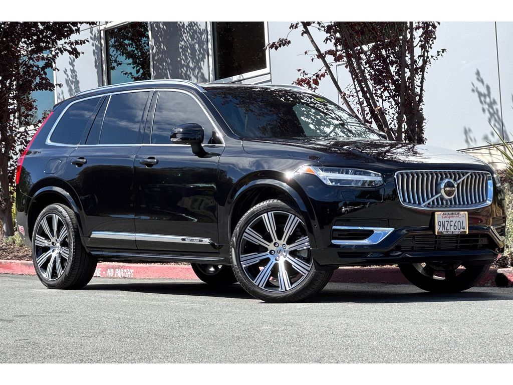 2024 Volvo XC90 plug-in hybrid T8 Ultimate Bright 7-Seater