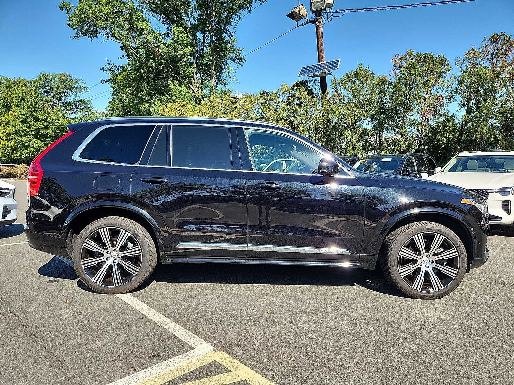2024 Volvo XC90 plug-in hybrid T8 Ultimate Bright 7-Seater