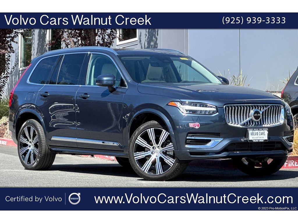 2024 Volvo XC90 plug-in hybrid T8 Core Bright