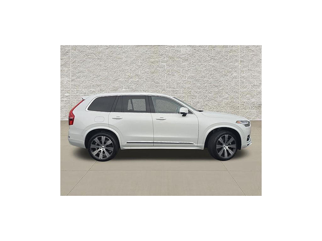 2023 Volvo XC90 Recharge T8 Plus Bright
