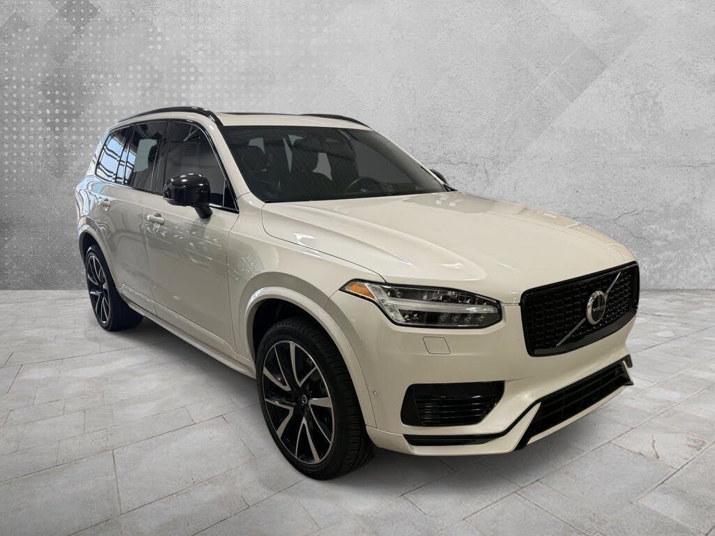 2023 Volvo XC90 Recharge Plug-In Hybrid Ultimate Dark 7-Seater