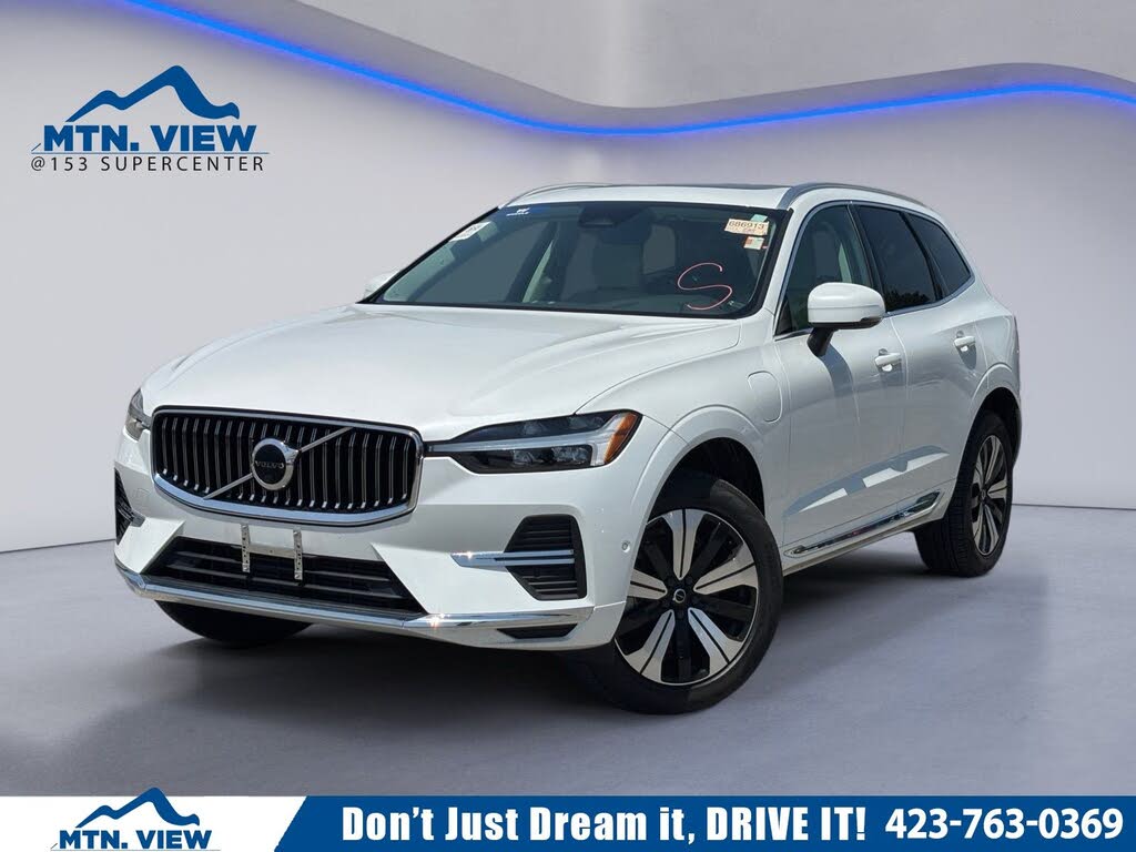 2023 Volvo XC60 Recharge T8 Plus Bright