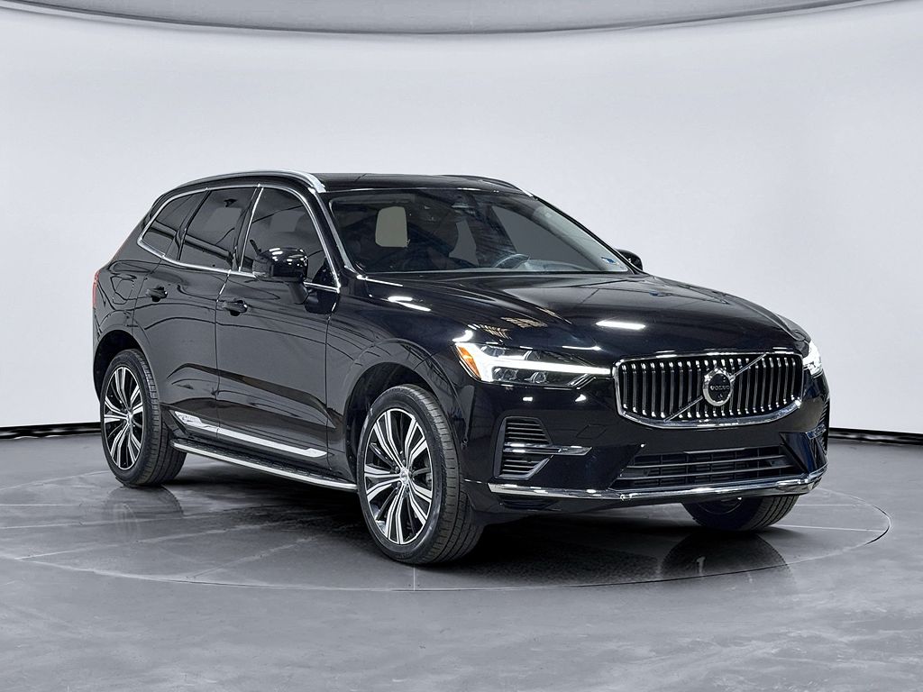 2023 Volvo XC60 Recharge T8 Plus Bright