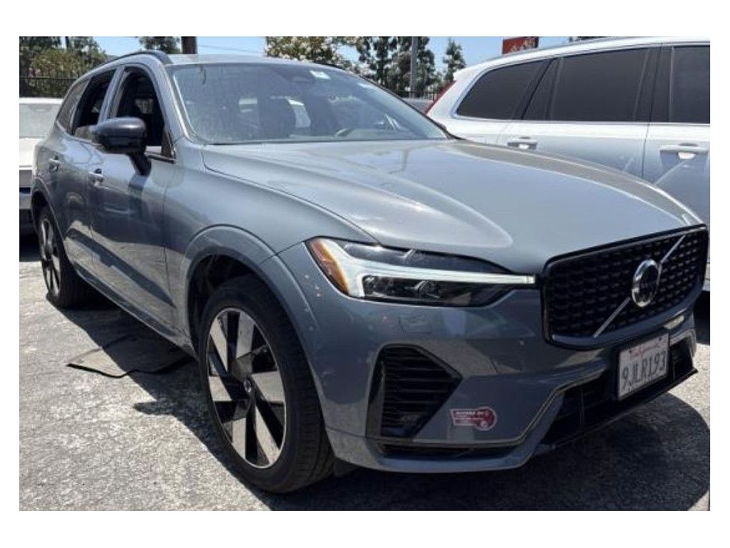 2024 Volvo XC60 Recharge T8 Plus