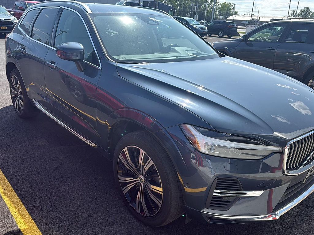 2022 Volvo XC60 Recharge Plug-In Hybrid Inscription