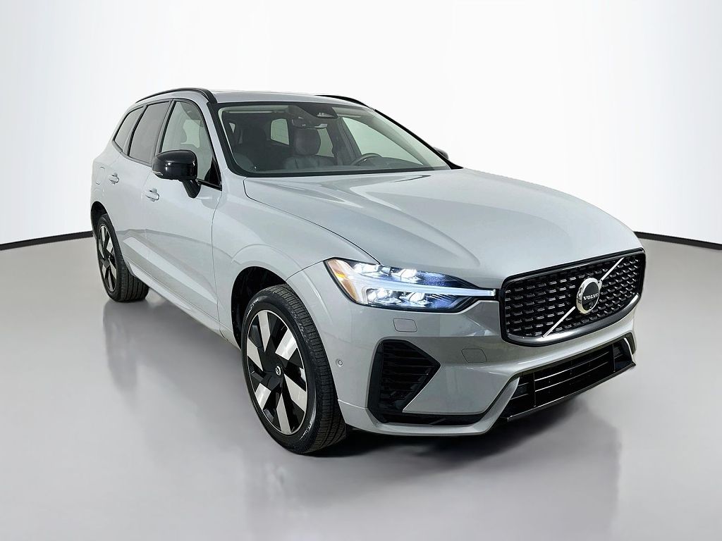 2024 Volvo XC60 Recharge T8 Plus