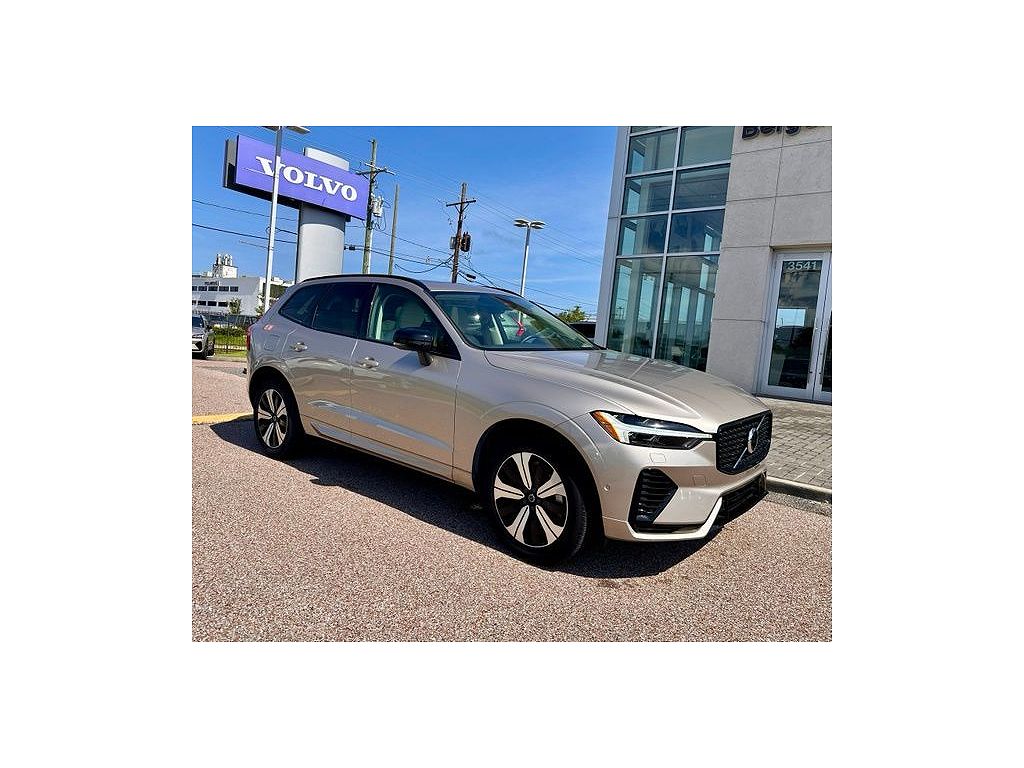 2024 Volvo XC60 Recharge T8 Plus