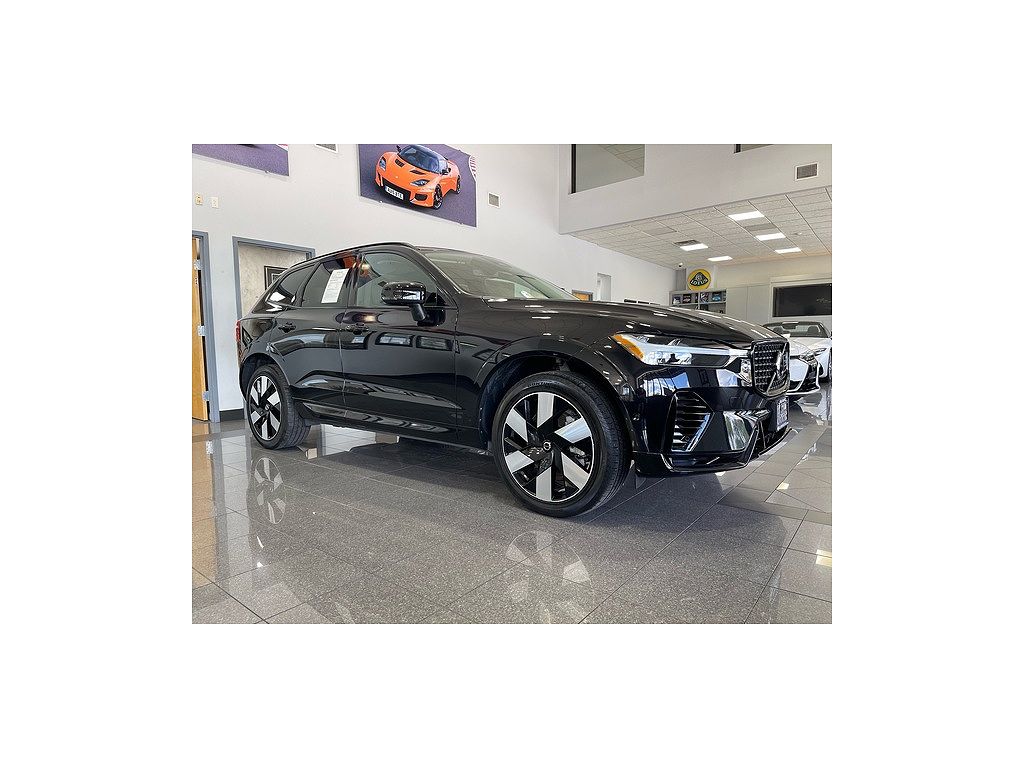 2024 Volvo XC60 Recharge T8 Plus