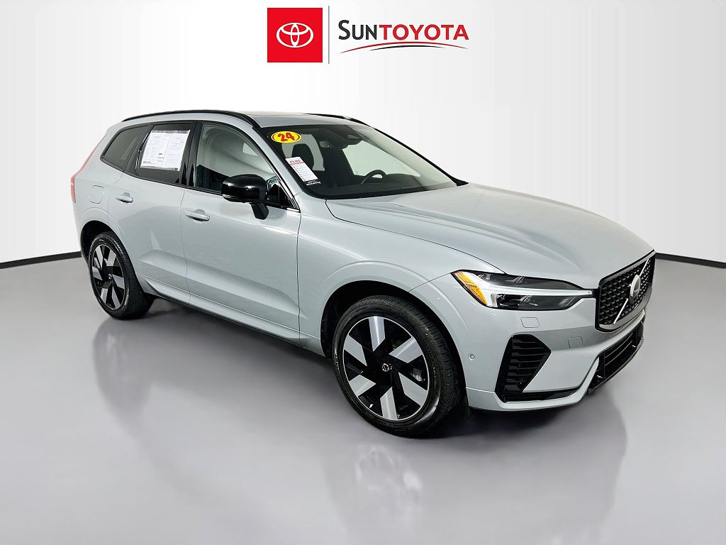 2024 Volvo XC60 Recharge T8 Plus