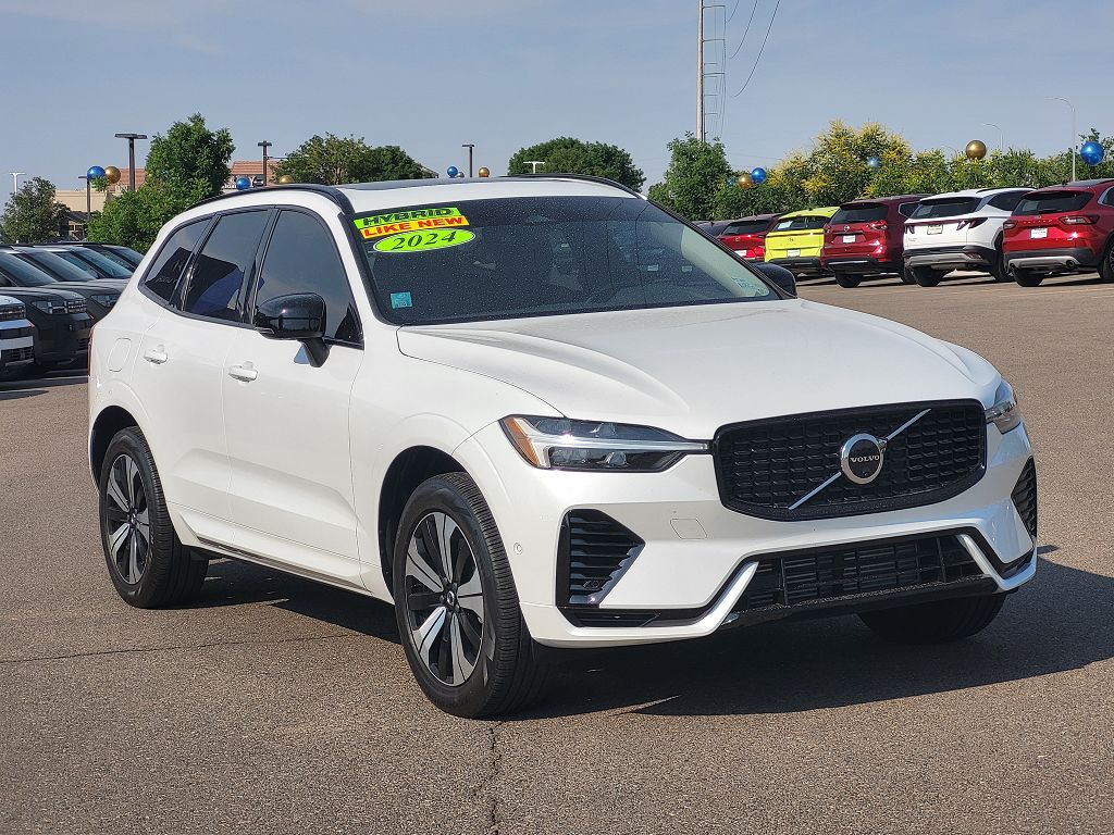 2024 Volvo XC60 Recharge T8 Plus
