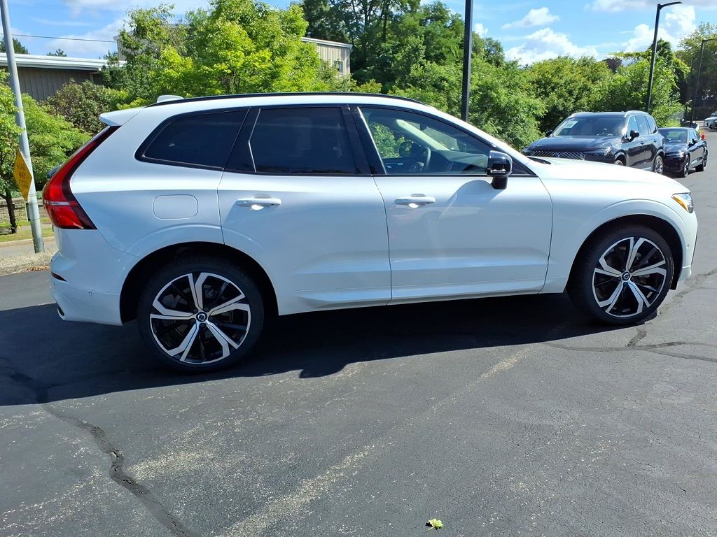 2024 Volvo XC60 Recharge T8 Ultimate