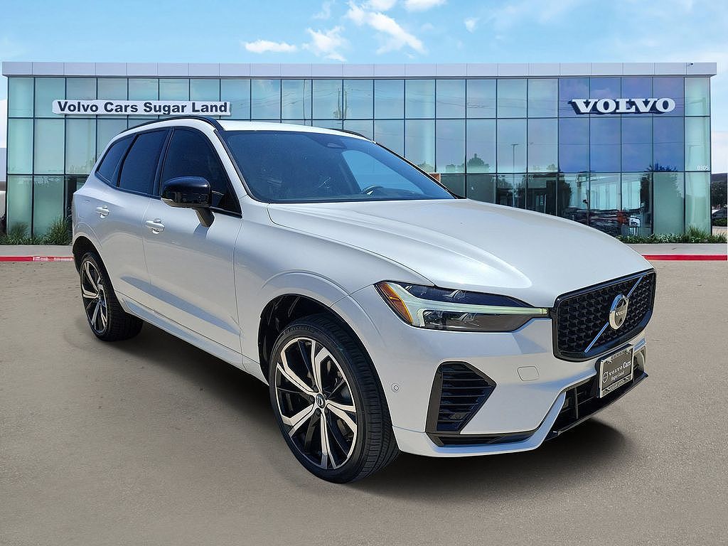 2022 Volvo XC60 Recharge Plug-In Hybrid T8 R-Design Extended Range