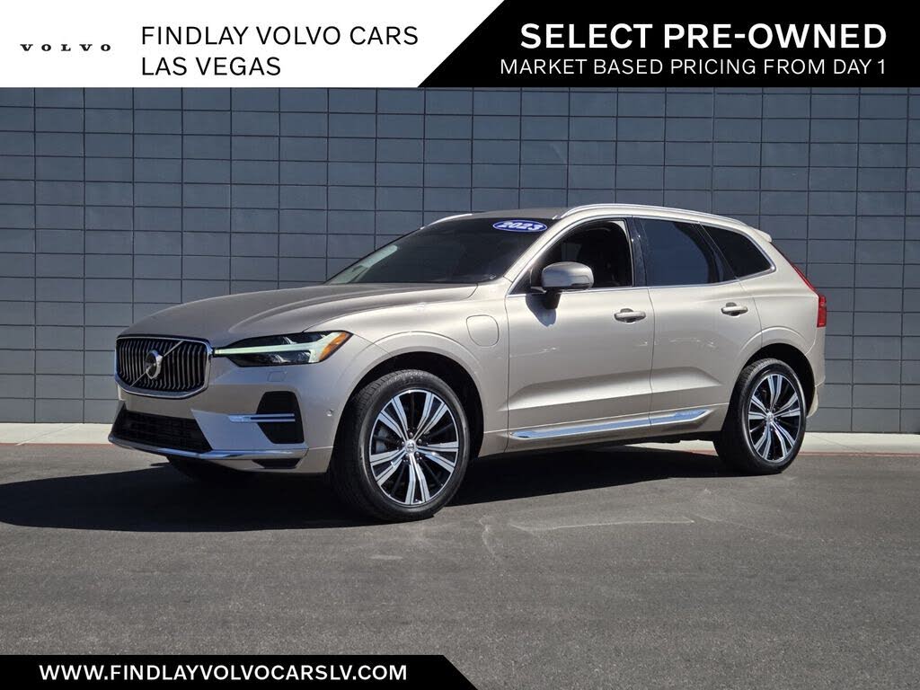 2023 Volvo XC60 Recharge T8 Plus Bright