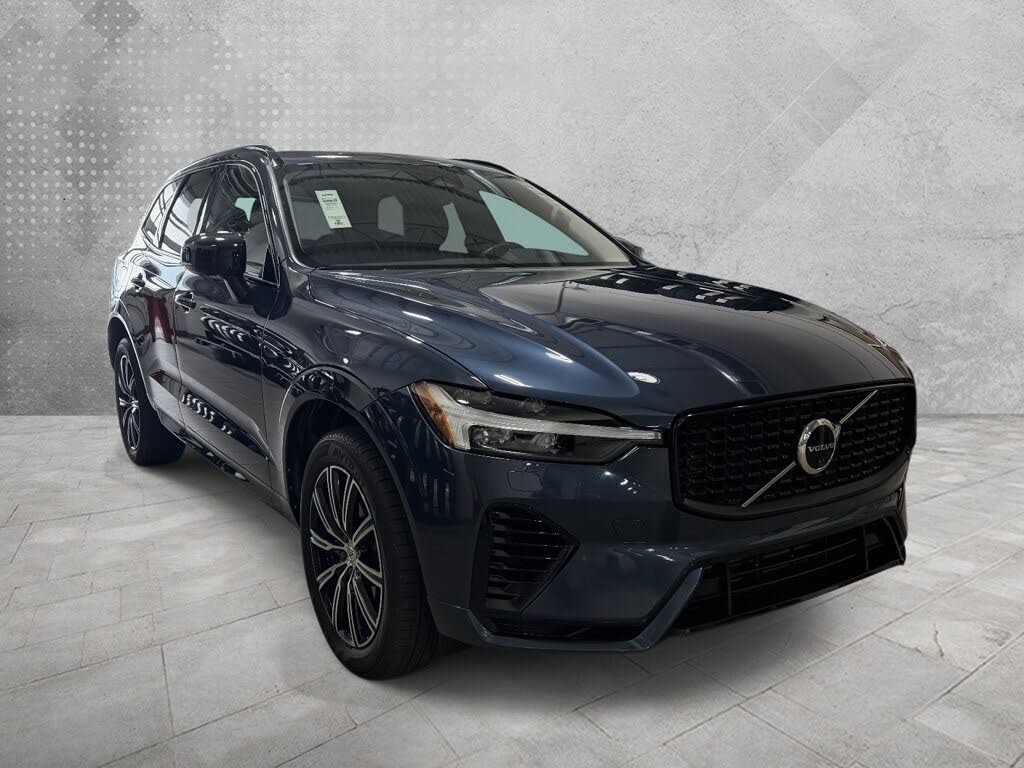 2023 Volvo XC60 Recharge T8 Plus Dark