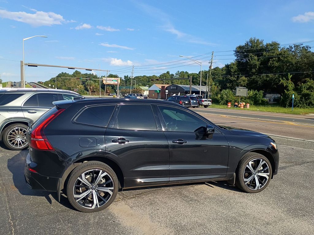 2023 Volvo XC60 Recharge Plug-In Hybrid Ultimate