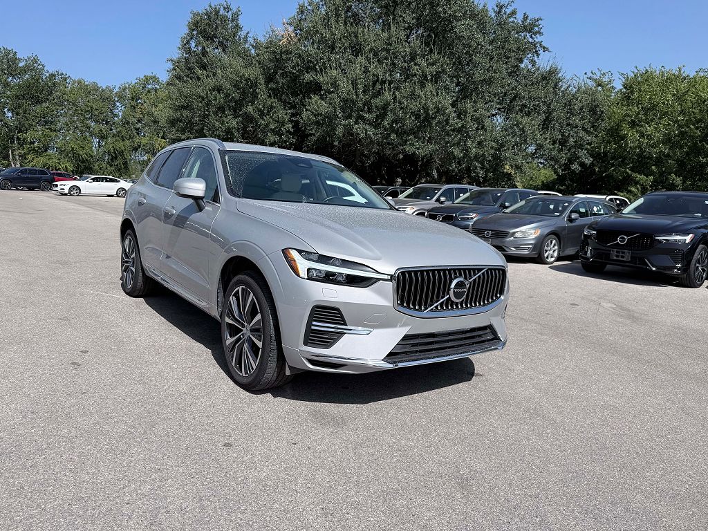 2022 Volvo XC60 Recharge Plug-In Hybrid T8 Inscription Expression Extended Range