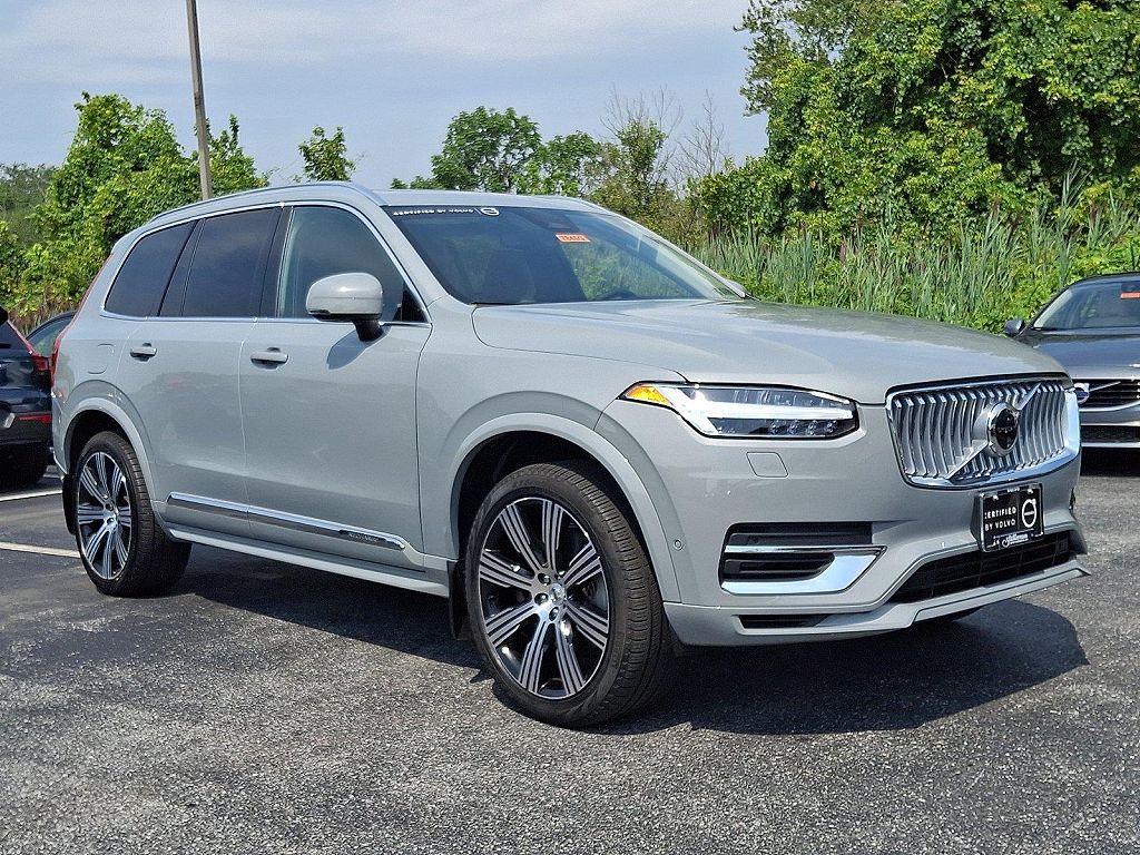 2024 Volvo XC90 Recharge Plug-In Hybrid Plus