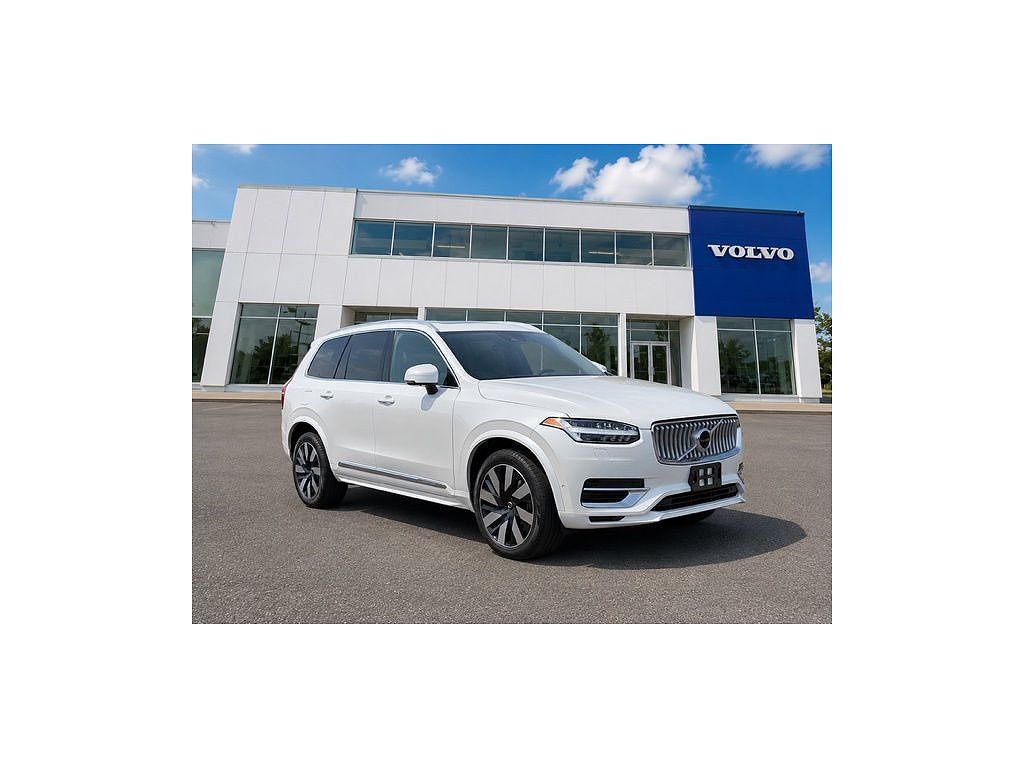 2024 Volvo XC90 Recharge Plug-In Hybrid T8 Plus 6 Passenger