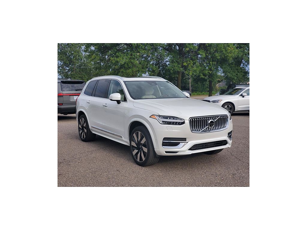 2024 Volvo XC90 Recharge Plug-In Hybrid Ultimate