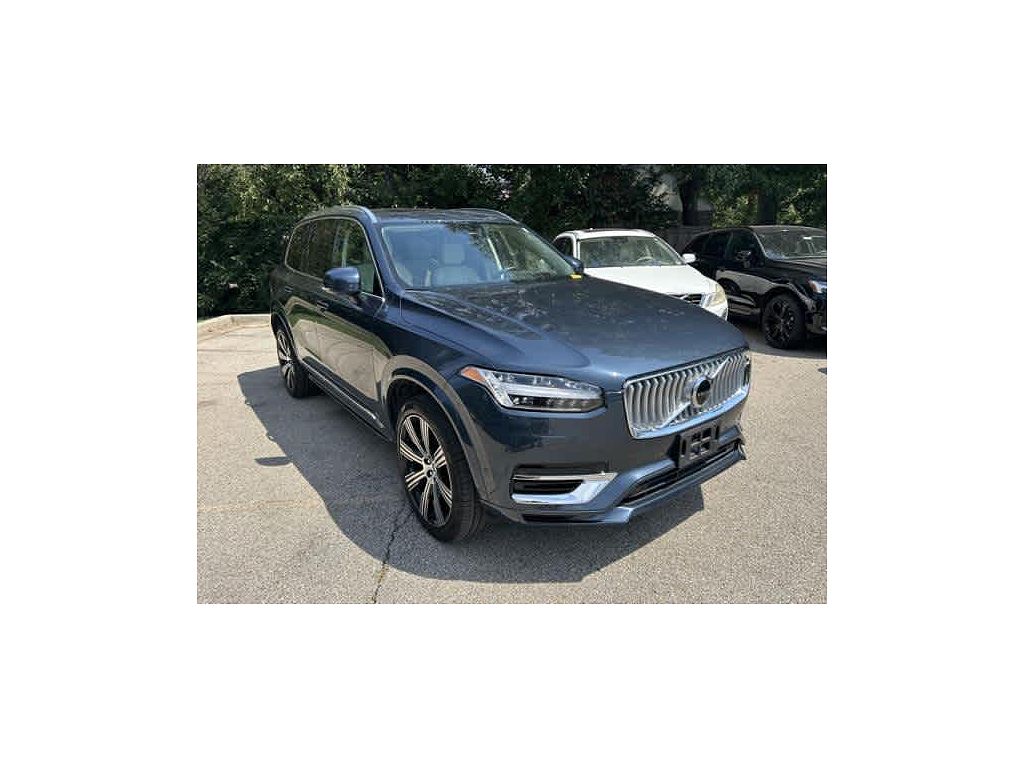 2025 Volvo XC90 plug-in hybrid T8 Ultra 7-Seater