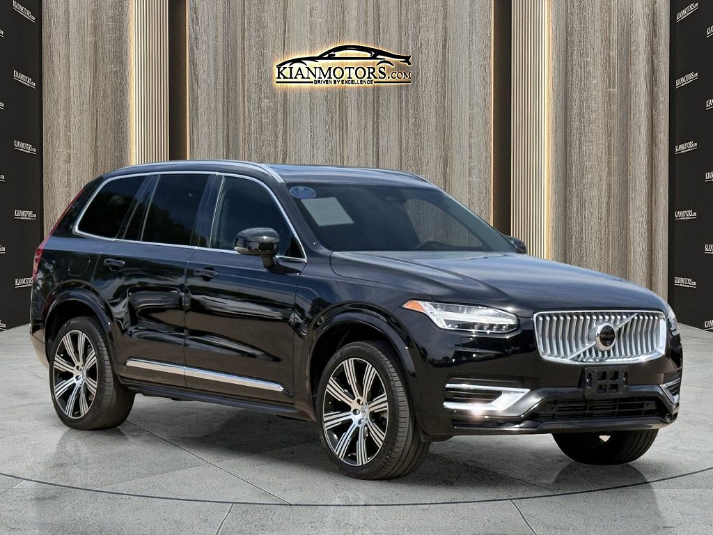 2025 Volvo XC90 plug-in hybrid Ultra