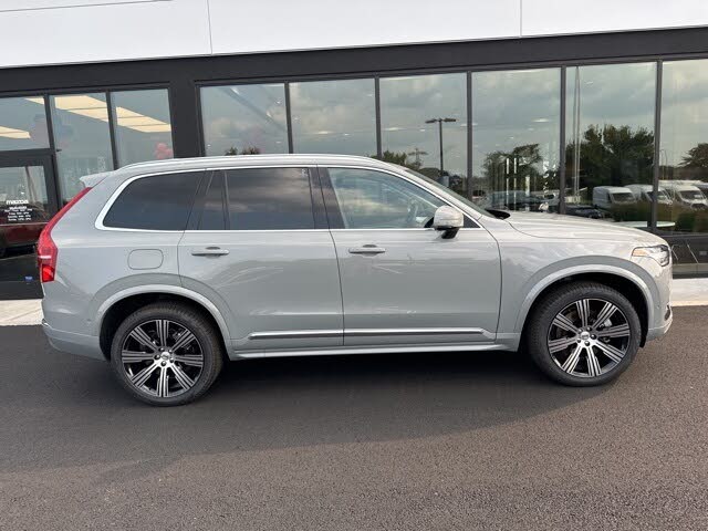 2025 Volvo XC90 plug-in hybrid T8 Ultra 7-Seater