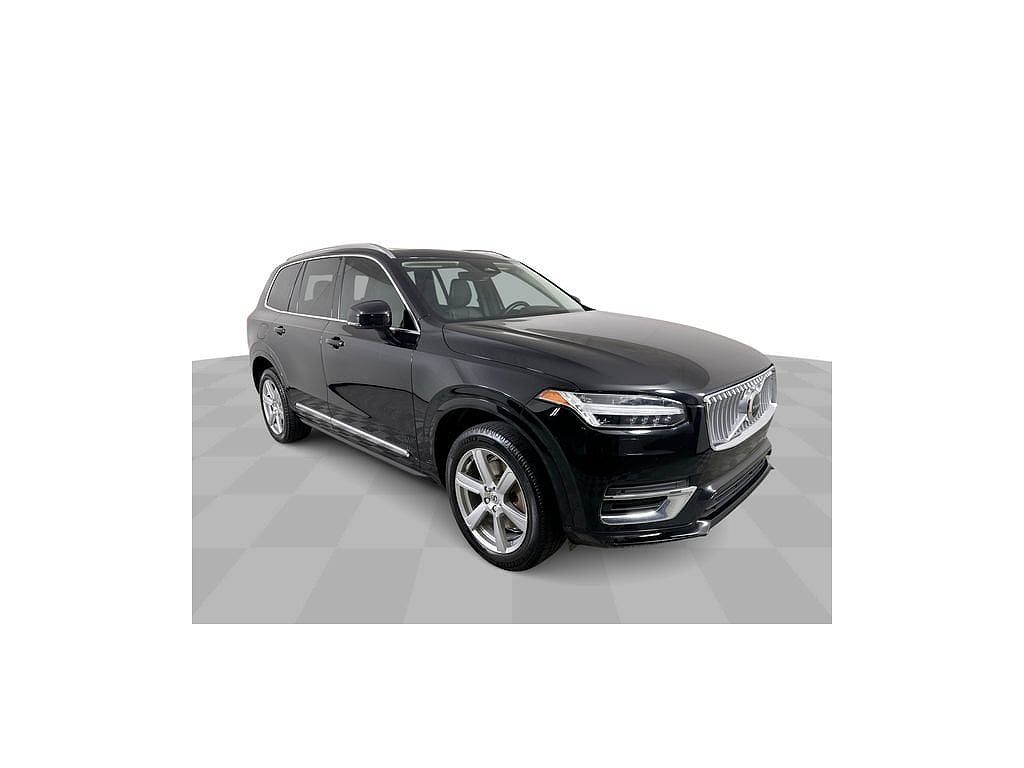 2024 Volvo XC90 B5 Core