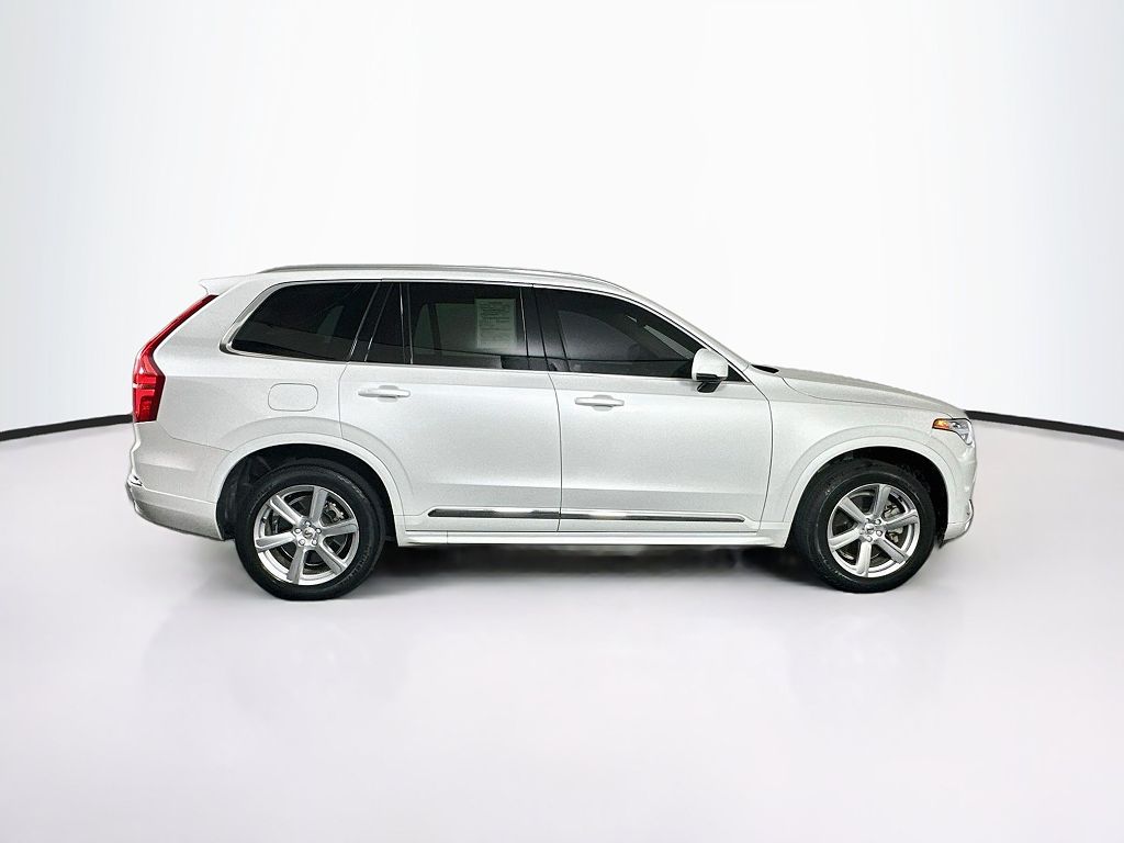 2024 Volvo XC90 B5 Core