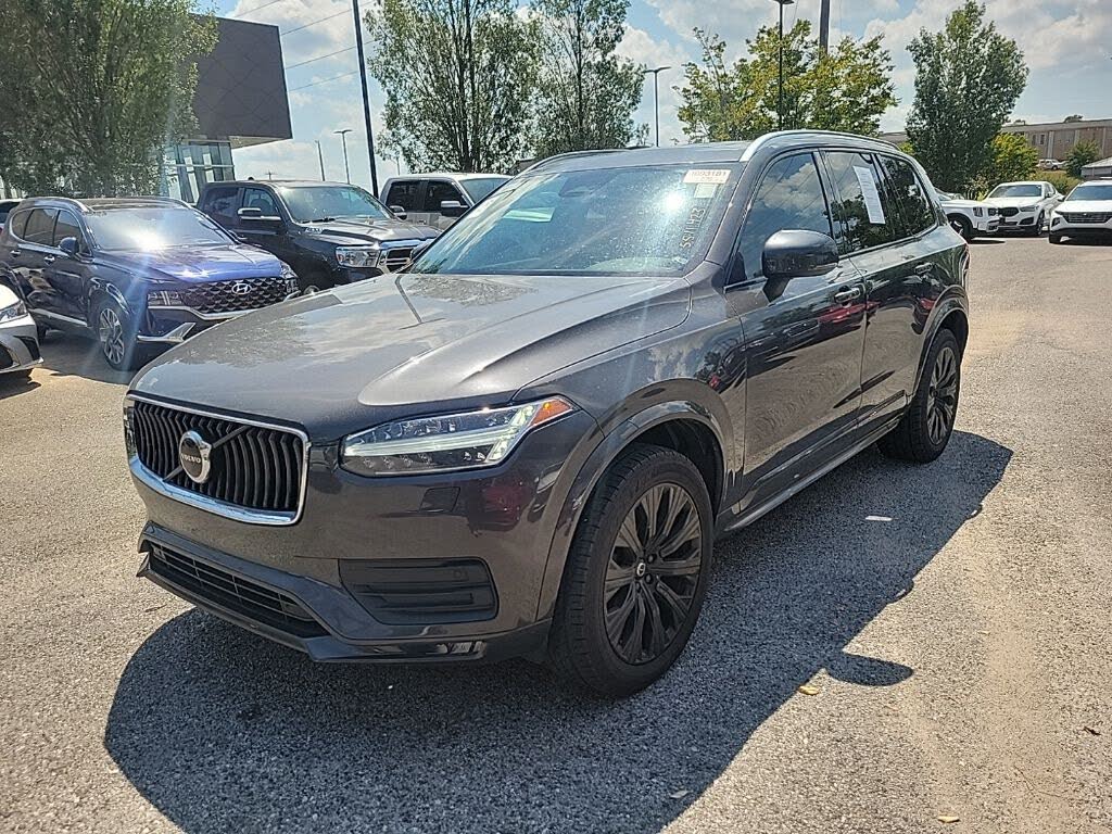 2023 Volvo XC90 B5 Core