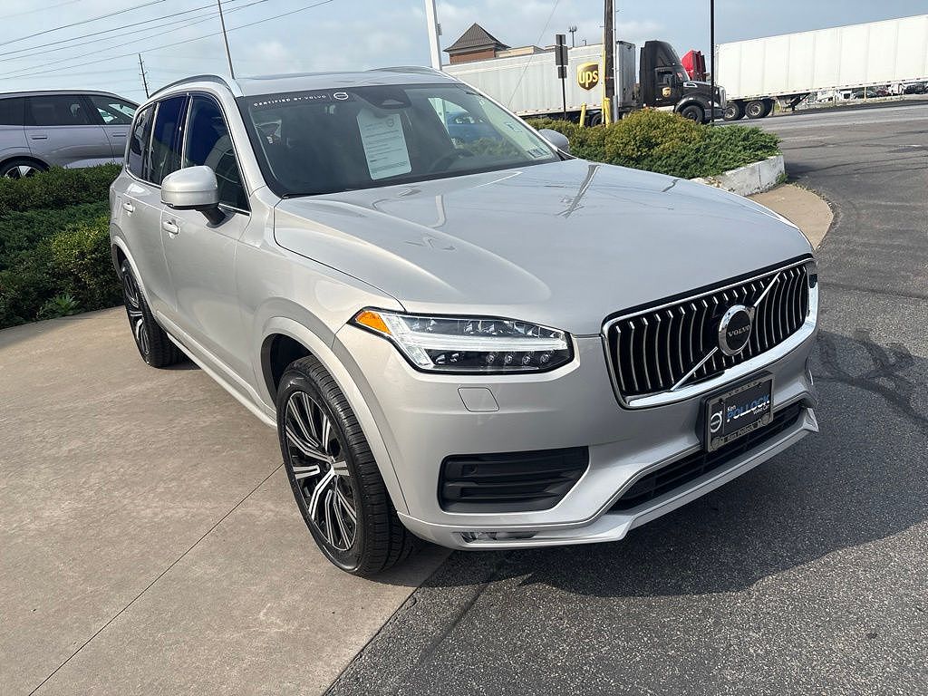 2023 Volvo XC90 B5 Core