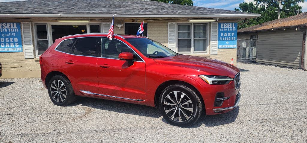 2023 Volvo XC60 B5 Plus Bright