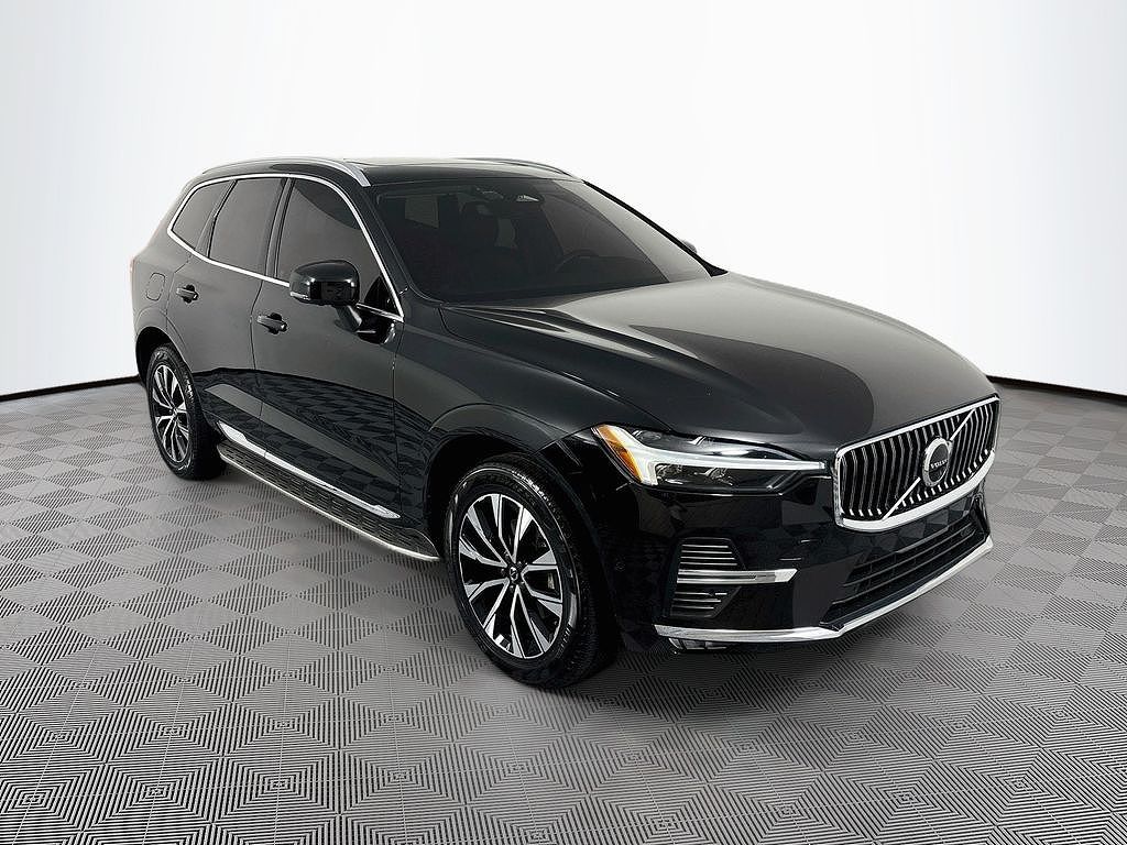 2023 Volvo XC60 B5 Plus Bright