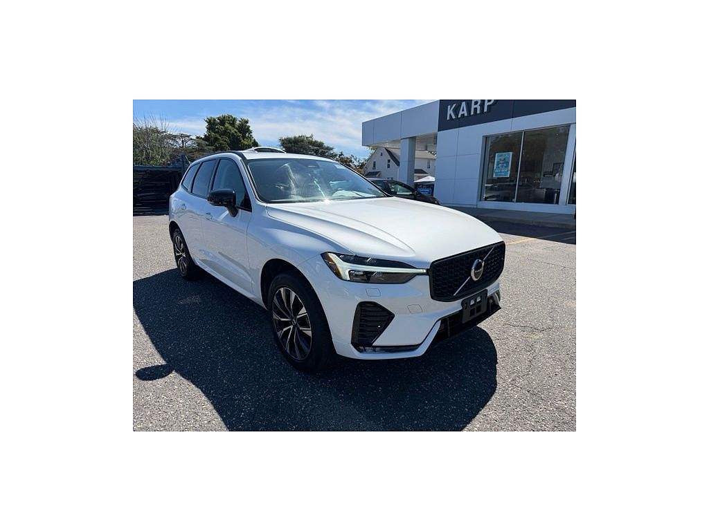 2024 Volvo XC60 B5 Core Dark