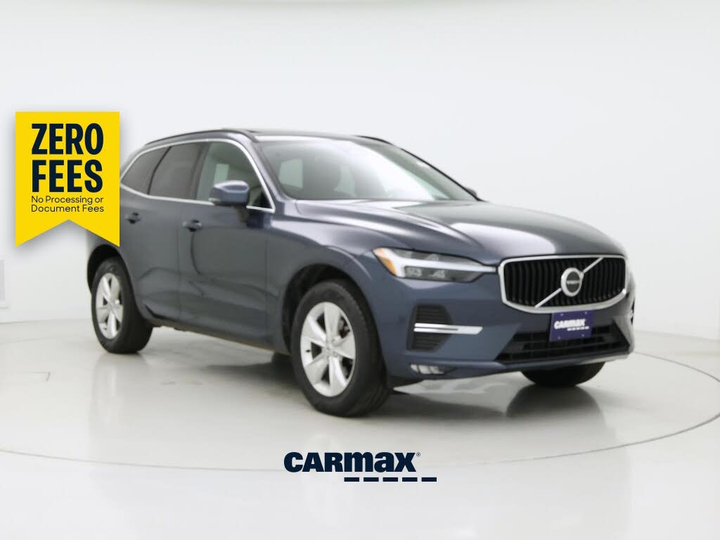 2022 Volvo XC60 B5 Momentum