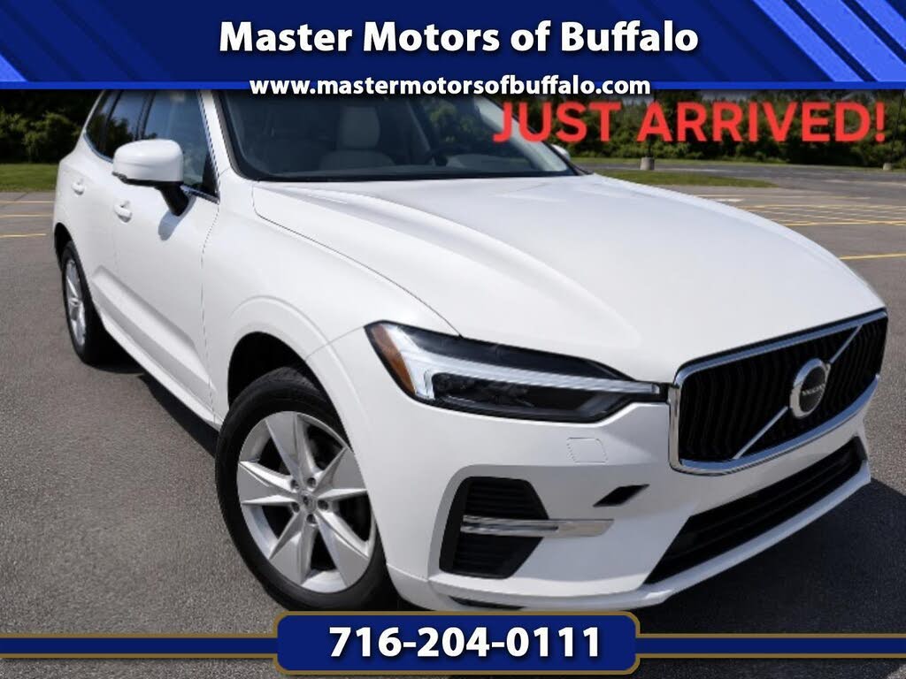 2022 Volvo XC60 B5 Momentum
