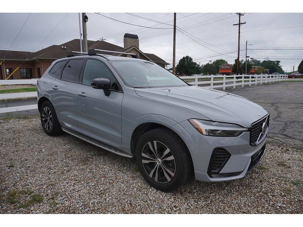 2024 Volvo XC60 B5 Core Dark
